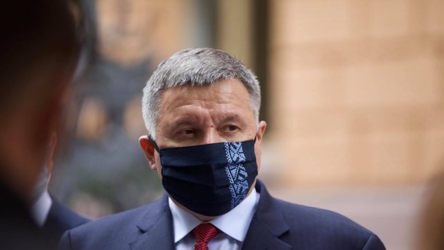 Вінницька поліція пропустила тітушек зі зброєю в Бровари, – Аваков