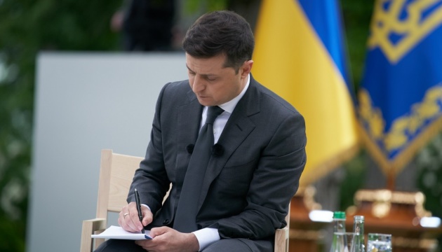 Зеленський відповів на петицію щодо недопущення примусової вакцинації