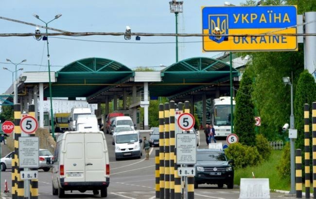 Україна відкрила всі пункти пропуску на кордоні з ЄС