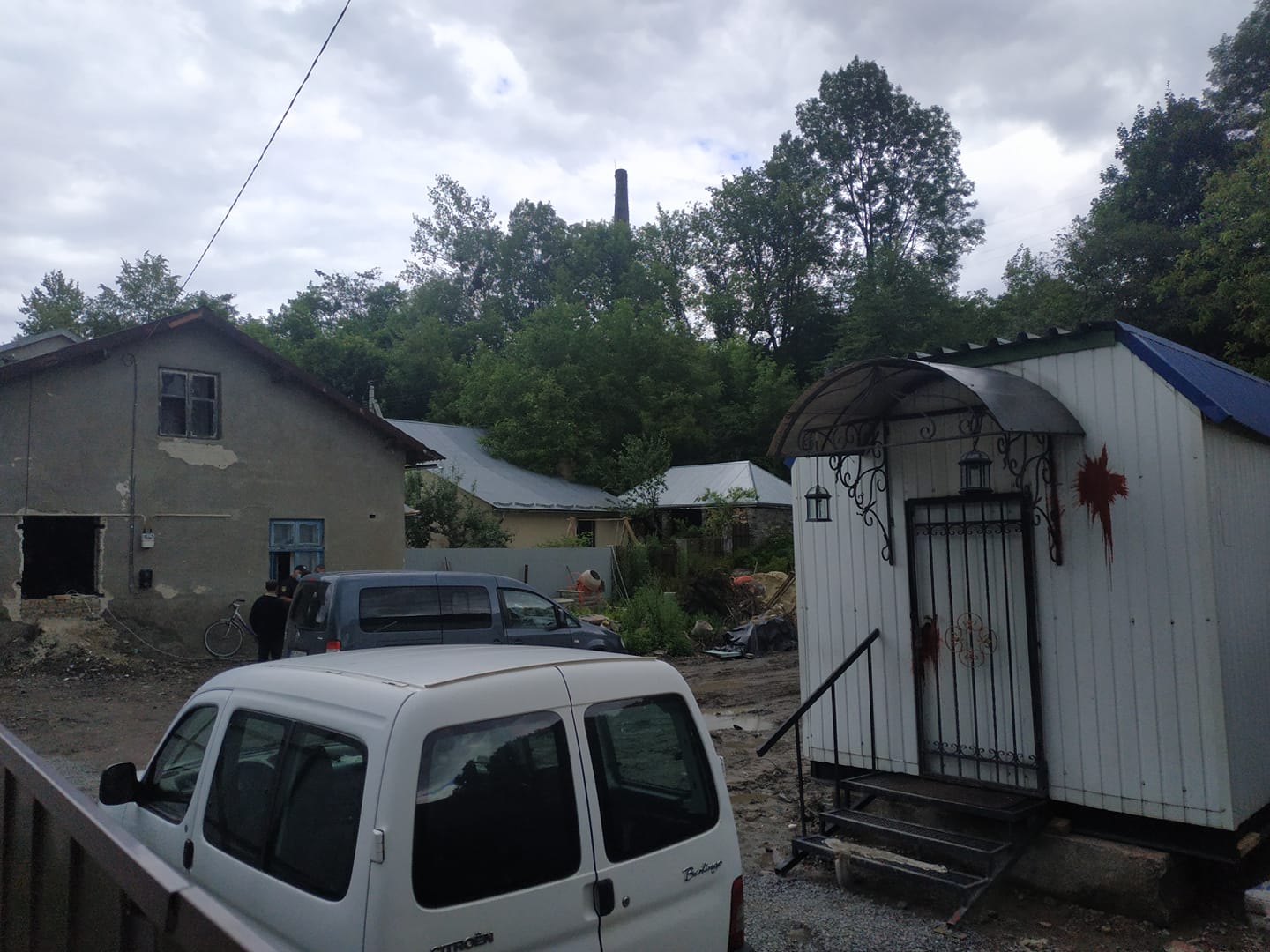 У Золочеві заблокували ймовірне будівництво церкви УПЦ МП