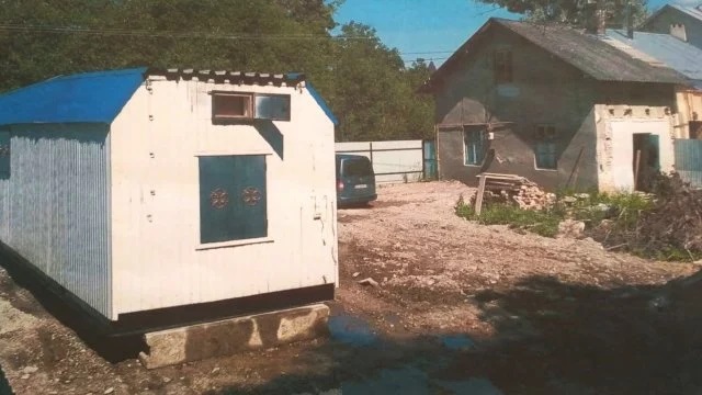 У Золочеві депутати влаштували нічне чергування, щоб не допустити будівництва церкви УПЦ МП