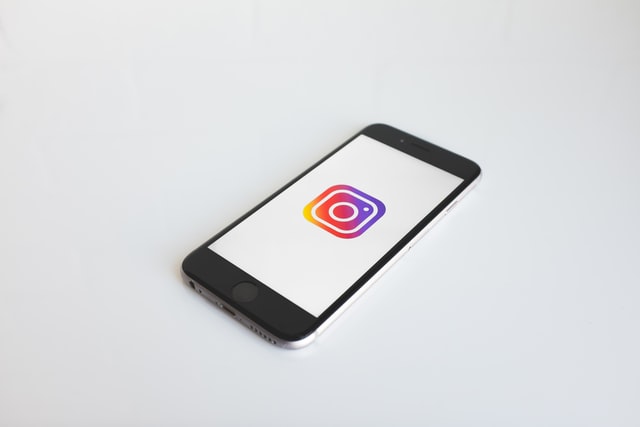 Facebook об’єднав чати у Messenger та Instagram