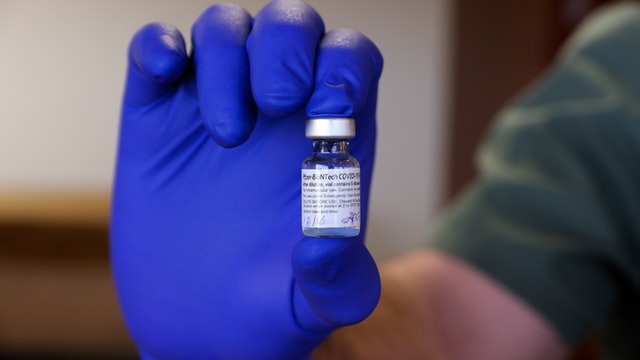 Вакцина Pfizer безпечна для дітей від п’яти років – дослідження