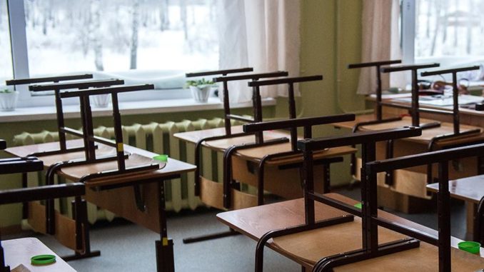 На Львівщині закривають 34 сільські школи